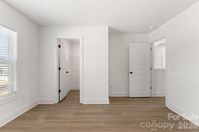 119 Indian Wells Court, Harmony, NC 28634