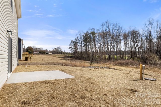 119 Indian Wells Court, Harmony, NC 28634