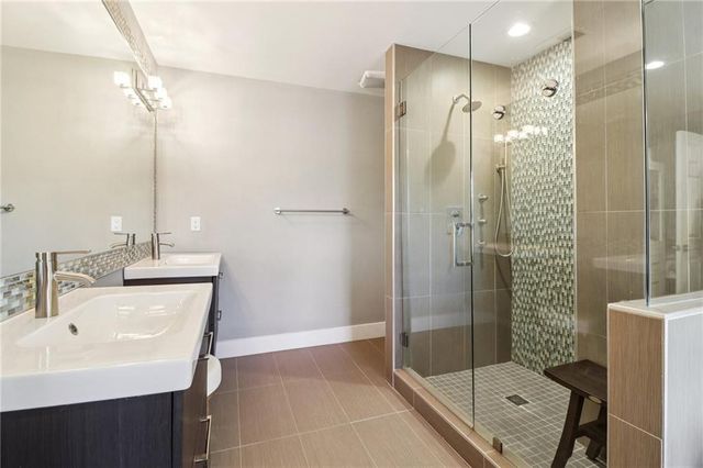 8840 Niblic Drive, Alpharetta, GA 30022