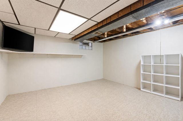 2547 Springhill Drive, Schererville, IN 46375