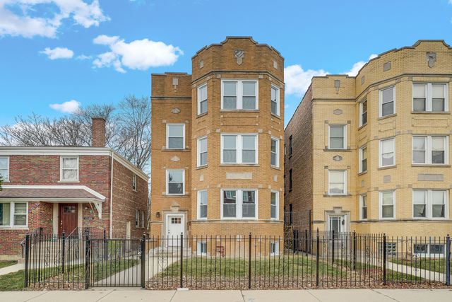 7316 S Rockwell Street 3, Chicago, IL 60629