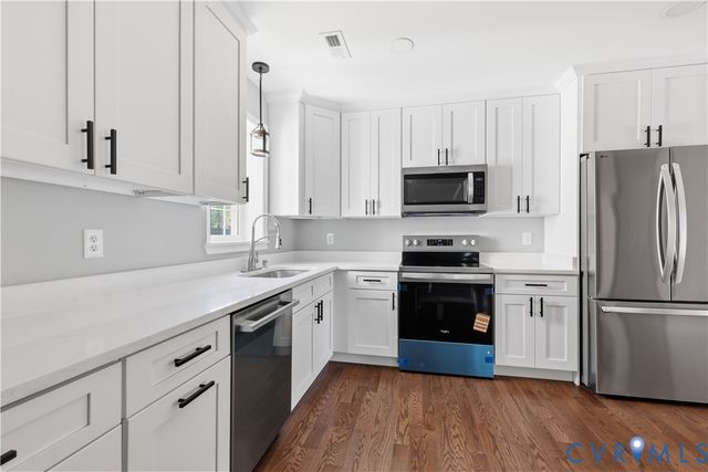 3008 W Broadway, Hopewell, VA 23860