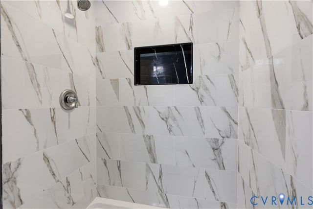 3008 W Broadway, Hopewell, VA 23860
