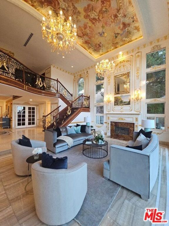 Image 10 of property listing at 21128 Bellini Drive, Topanga, CA 90290