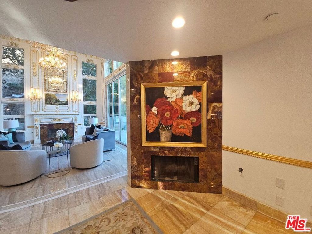 Image 14 of property listing at 21128 Bellini Drive, Topanga, CA 90290