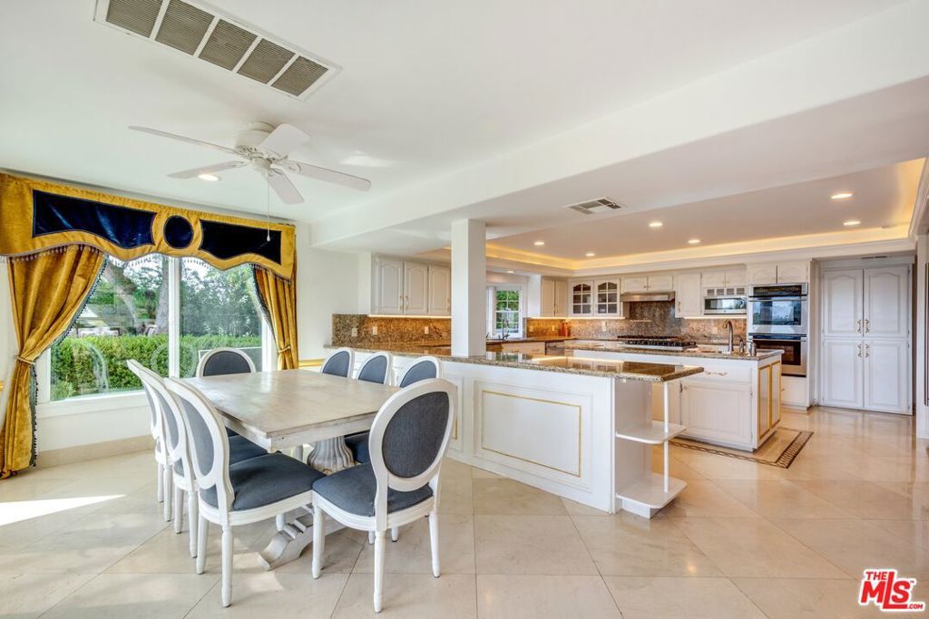 Image 21 of property listing at 21128 Bellini Drive, Topanga, CA 90290