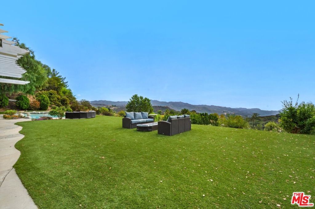 Image 67 of property listing at 21128 Bellini Drive, Topanga, CA 90290