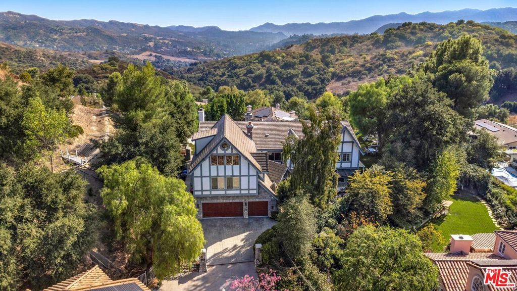 Image 74 of property listing at 21128 Bellini Drive, Topanga, CA 90290