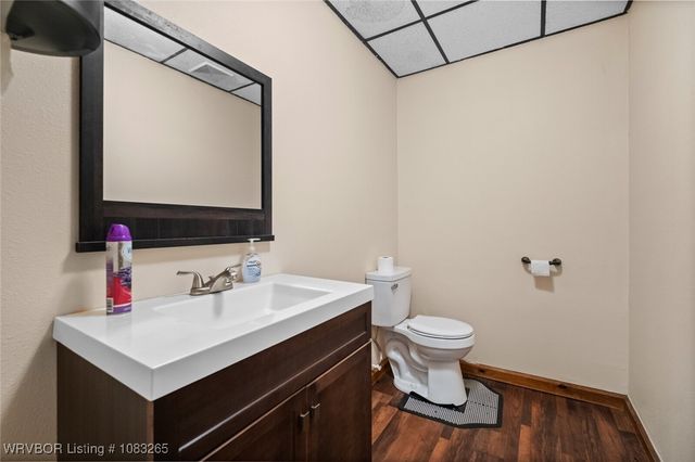 1400 W Locust Street, Stilwell, OK 74960