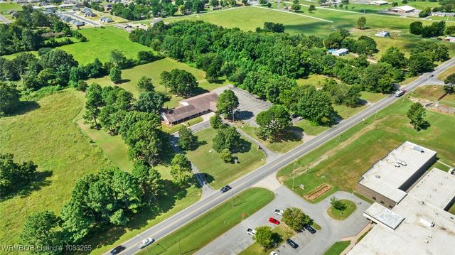 1400 W Locust Street, Stilwell, OK 74960