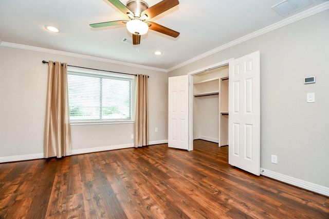 2726 Triway Lane, Houston, TX 77043