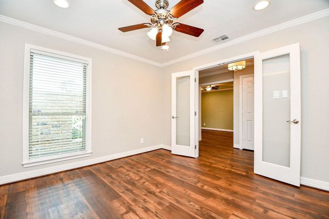 2726 Triway Lane, Houston, TX 77043