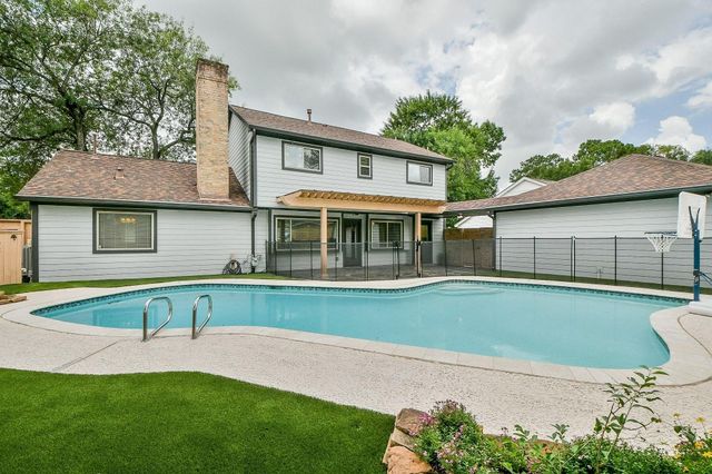 2726 Triway Lane, Houston, TX 77043