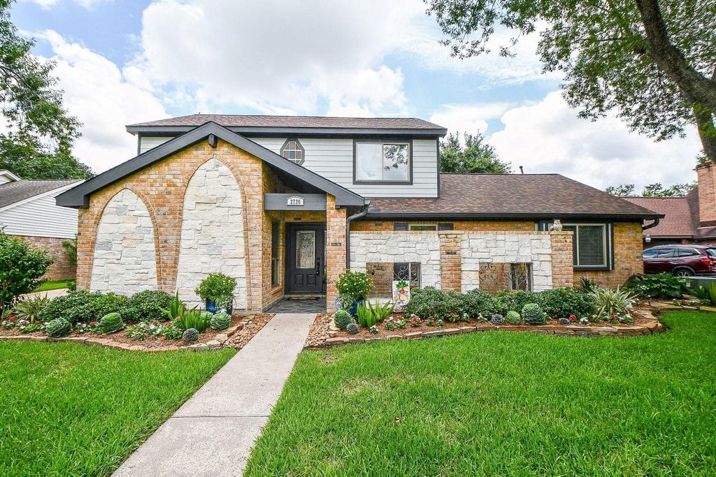 2726 Triway Lane, Houston, TX 77043