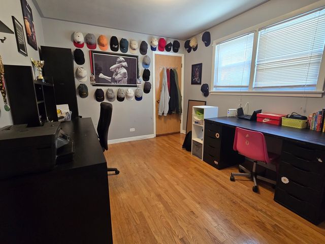 6134 W Leland Avenue, Chicago, IL 60630