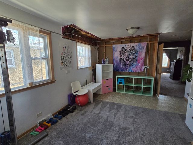 6134 W Leland Avenue, Chicago, IL 60630