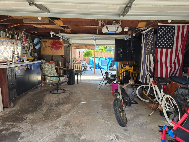 6134 W Leland Avenue, Chicago, IL 60630