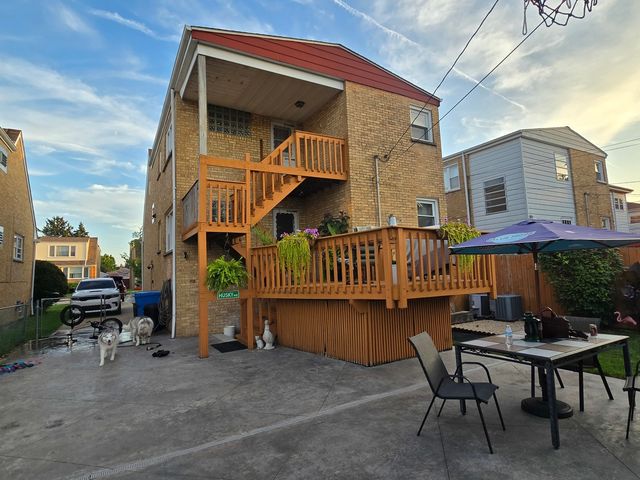 6134 W Leland Avenue, Chicago, IL 60630