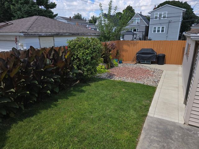 6134 W Leland Avenue, Chicago, IL 60630