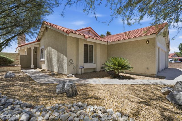 37129 Calle Amigo, Palmdale, CA 93550