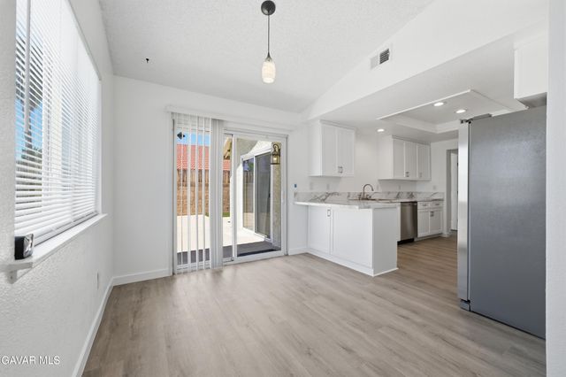 37129 Calle Amigo, Palmdale, CA 93550