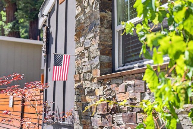 125 Shadowbrook Road, Ben Lomond, CA 95005