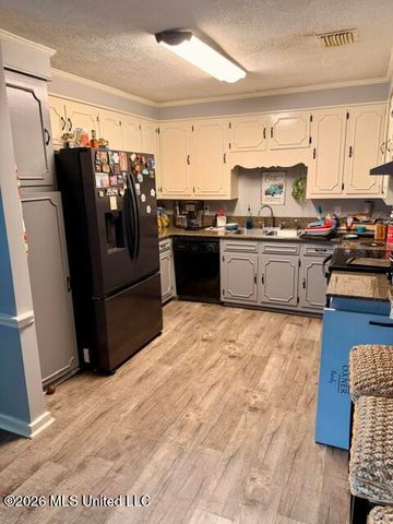 106 Oak Hill Drive, Florence, MS 39073