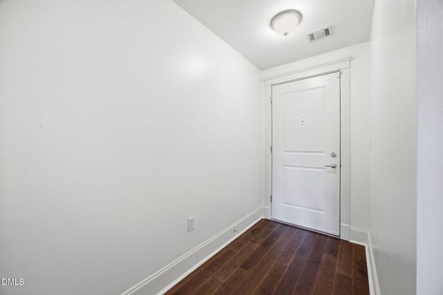 222 Glenwood Avenue 423, Raleigh, NC 27603