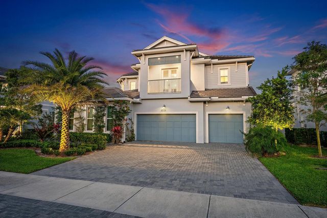 9338 Crestview Circle, Palm Beach Gardens, FL 33412