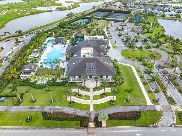 9338 Crestview Circle, Palm Beach Gardens, FL 33412