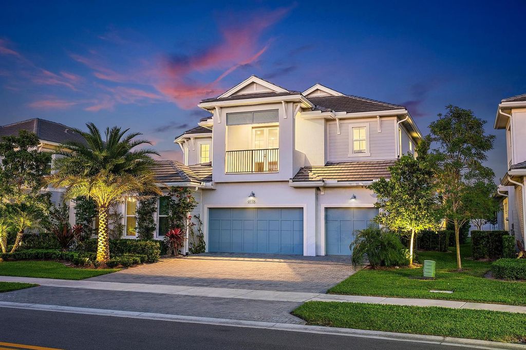 9338 Crestview Circle, Palm Beach Gardens, FL 33412