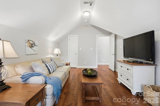 6125 Mcilwaine Road, Huntersville, NC 28078