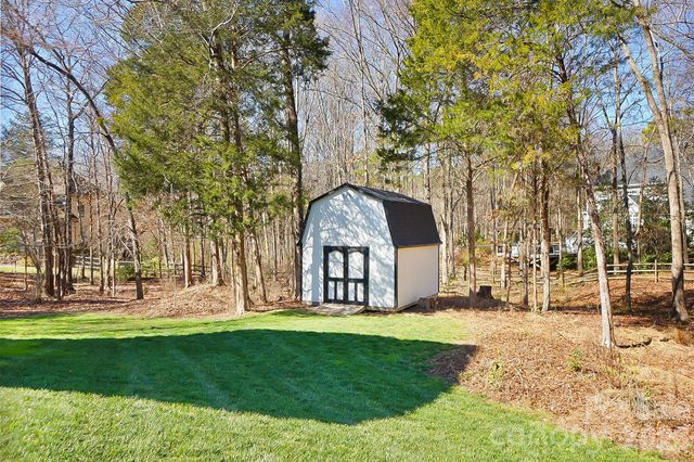 6125 Mcilwaine Road, Huntersville, NC 28078