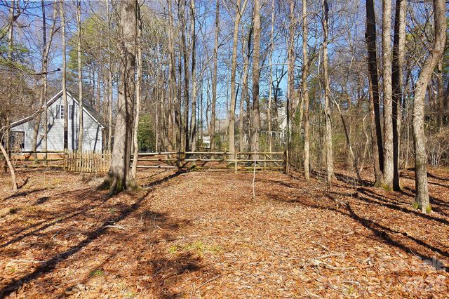 6125 Mcilwaine Road, Huntersville, NC 28078