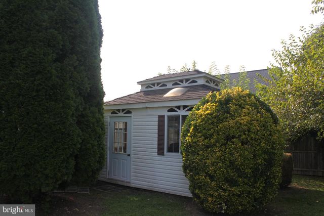 122 GARDENSIDE DR, Smyrna, DE 19977
