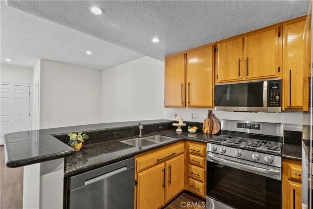 25511 Schubert Cir 142 B, Stevenson Ranch, CA 91381