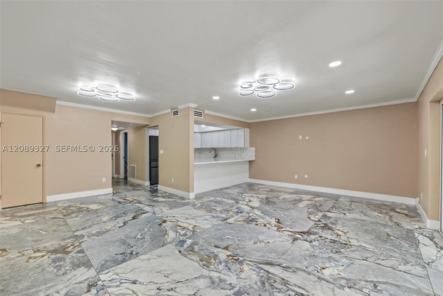 6905 W 2nd Way, Hialeah, FL 33014