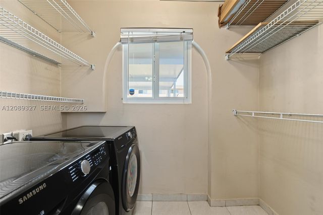 6905 W 2nd Way, Hialeah, FL 33014