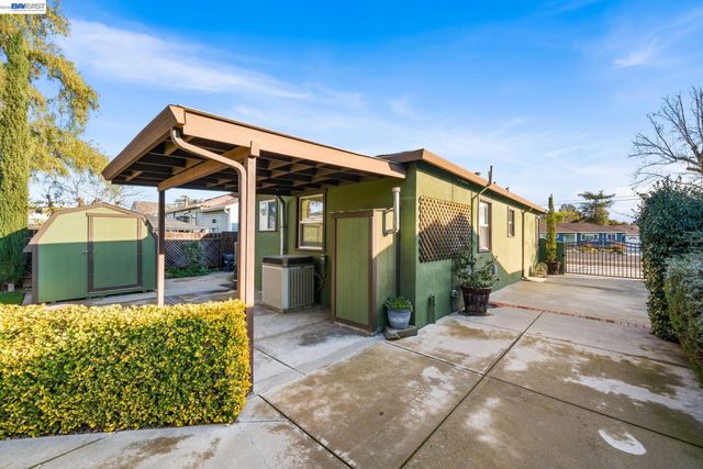2342 Palm Ave, Livermore, CA 94550