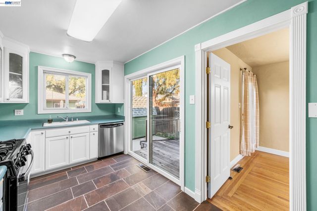 2342 Palm Ave, Livermore, CA 94550