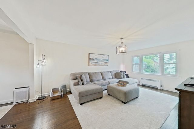 151 E Palisade Ave 6D, Englewood City, NJ 07631