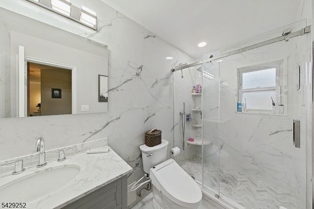 151 E Palisade Ave 6D, Englewood City, NJ 07631