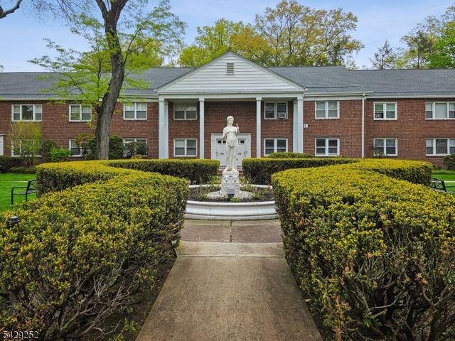 151 E Palisade Ave 6D, Englewood City, NJ 07631