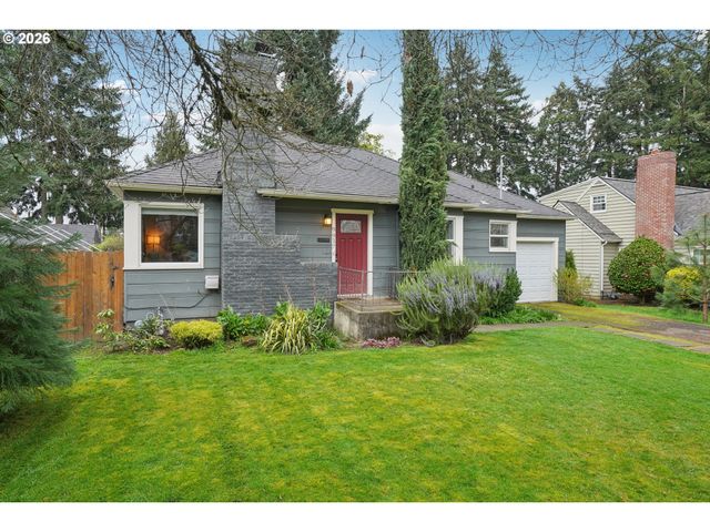 9917 Ne CAMPAIGN St, Portland, OR 97220