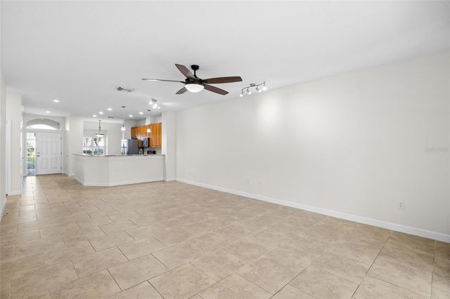 10422 MULLIGAN COURT, Tampa, FL 33647