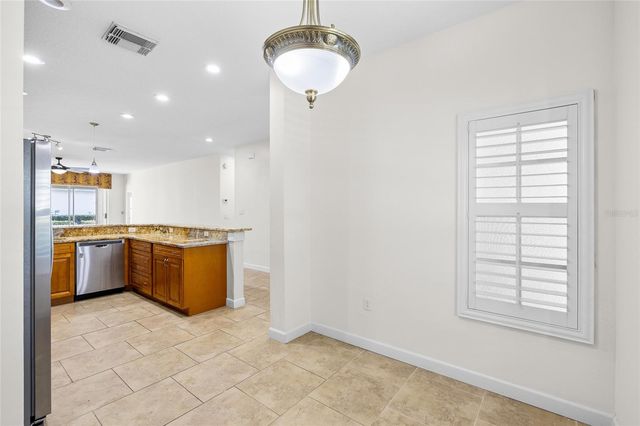 10422 MULLIGAN COURT, Tampa, FL 33647