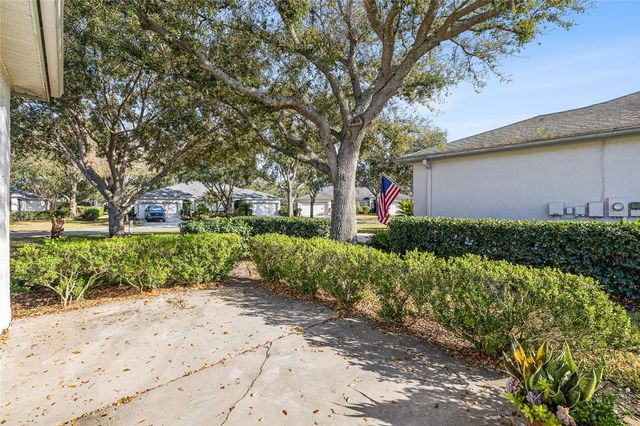 10422 MULLIGAN COURT, Tampa, FL 33647