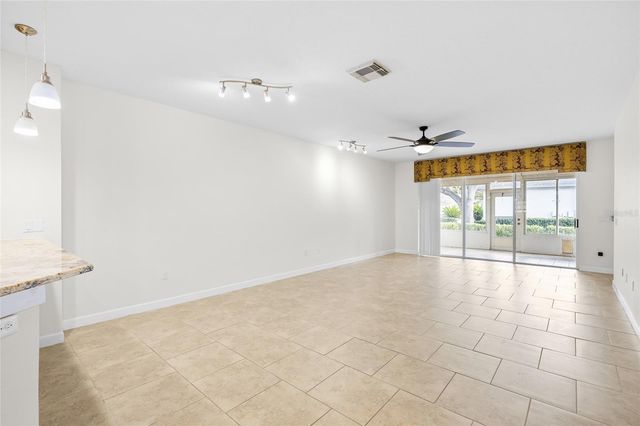 10422 MULLIGAN COURT, Tampa, FL 33647