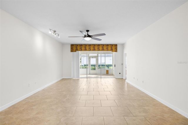 10422 MULLIGAN COURT, Tampa, FL 33647