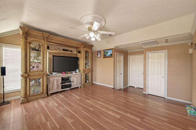 6106 Santa Christi Drive, Houston, TX 77053